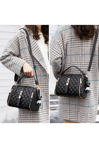 Geantă Elegantă Neagră Cu Compartimente Spațioase Și Accente Aurii Imitație De Piele Dimensiune (19*25*12cm) Accesoriu Inclus