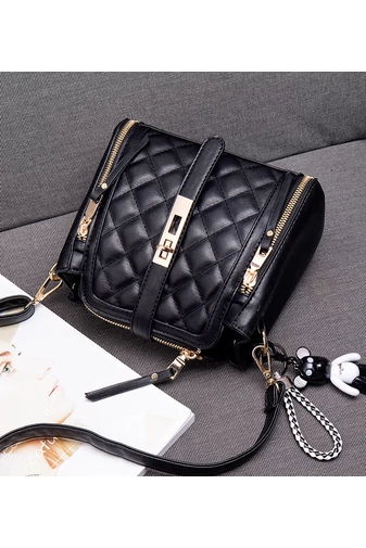 Geantă Elegantă Neagră Cu Compartimente Spațioase Și Accente Aurii Imitație De Piele Dimensiune (19*25*12cm) Accesoriu Inclus