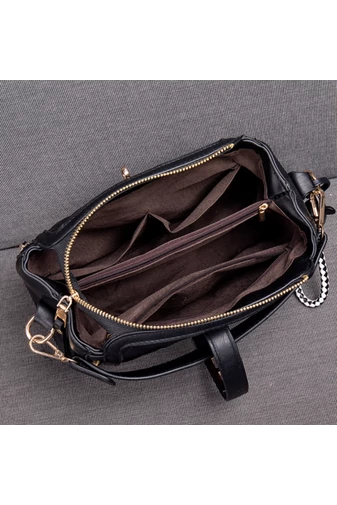 Geantă Elegantă Neagră Cu Compartimente Spațioase Și Accente Aurii Imitație De Piele Dimensiune (19*25*12cm) Accesoriu Inclus
