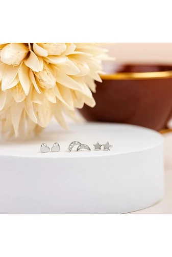 Cercei Stud Aurii În Formă De Inimioară Din Argint 925 Design Elegant Și Delicat